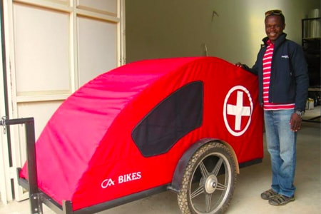 Réflexions au sujet des remorques utilitaires + ambulance Ambulance_copie